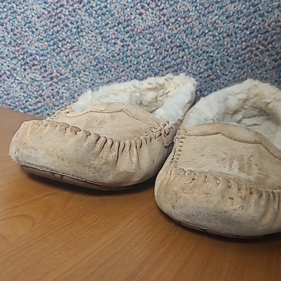 UGG Ansley Tan Suede Wool Moccasin Slippers - Picture 10 of 11